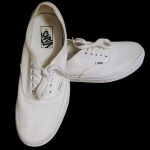 Vans Men's Classic White Sneakers 8.5M
